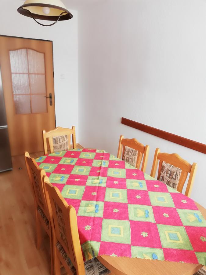 Domino Apartment Korytne Luaran gambar