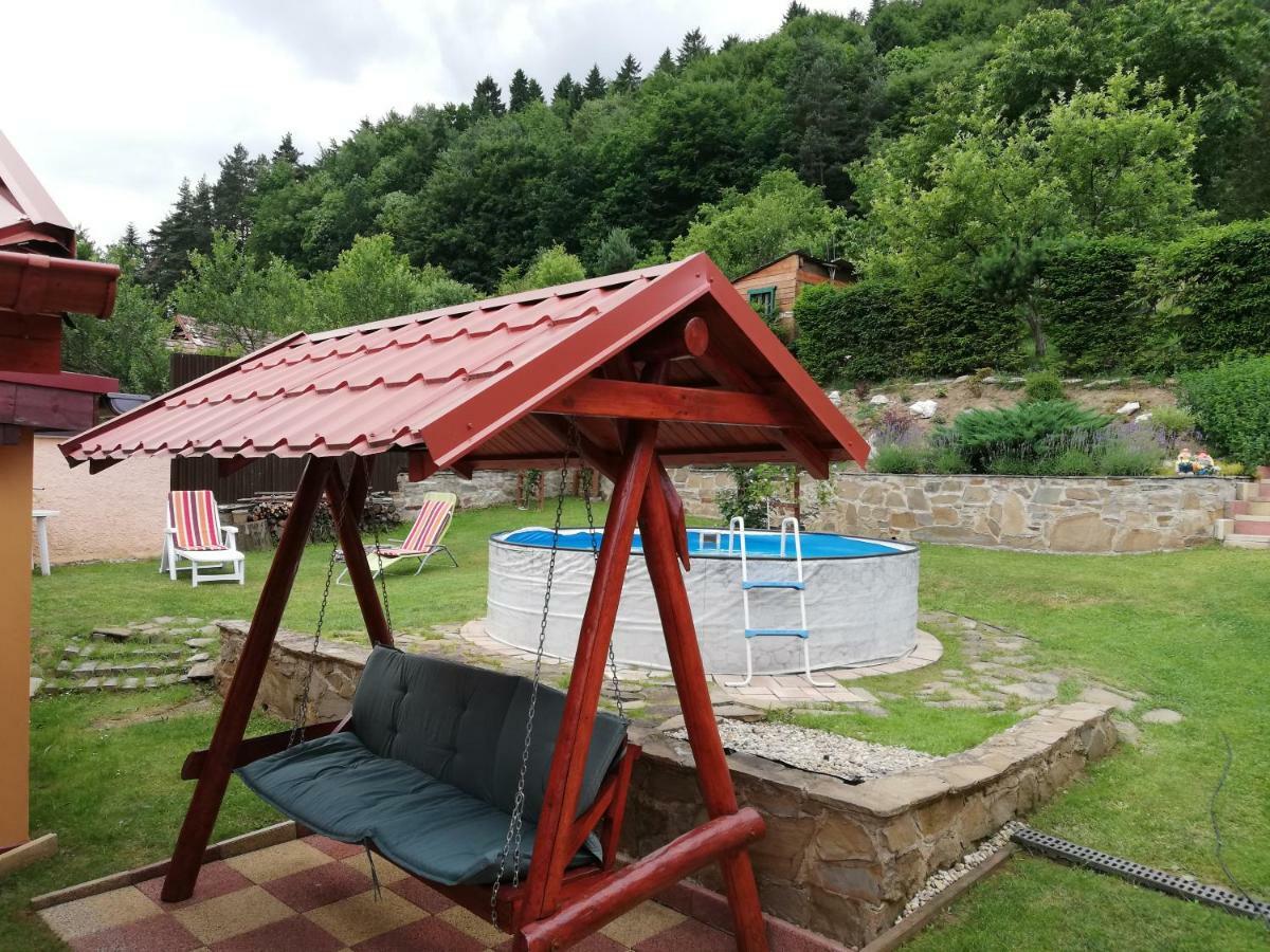 Domino Apartment Korytne Luaran gambar